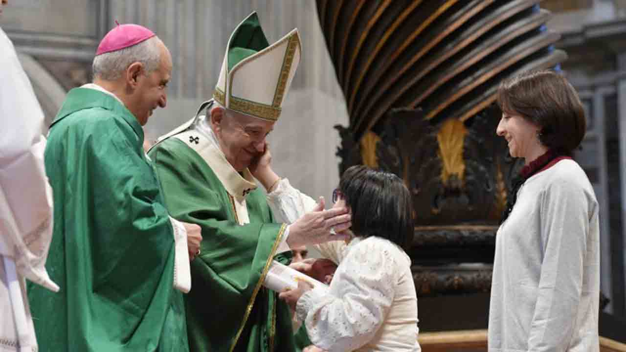 Papa Francesco: «Meno parole inutili e più Parola di Dio!».
