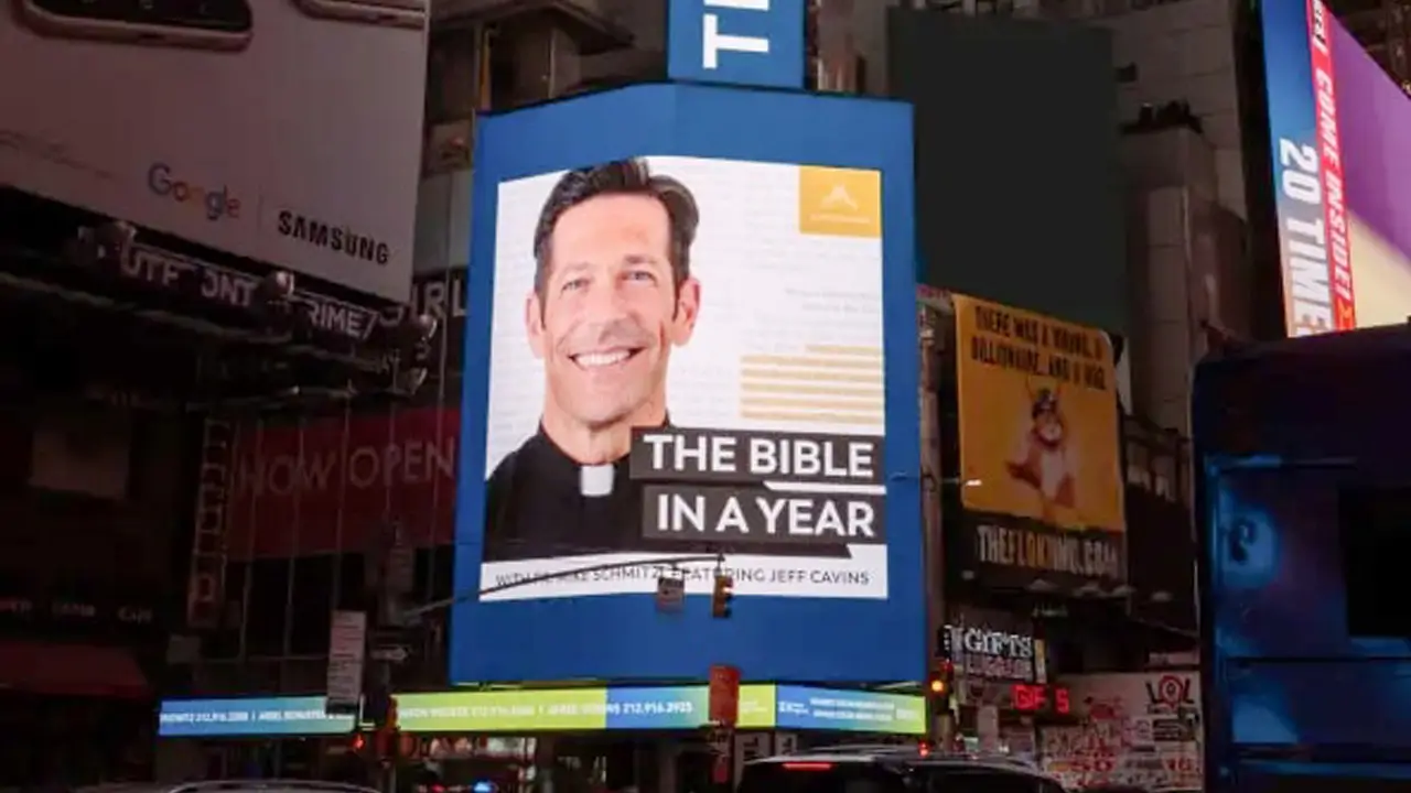 La Biblia en un año: el podcast religioso más descargado